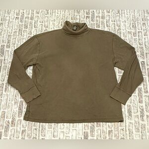 Skyr Turtleneck 100% Cotton Olive Green Base Layer Women’s XL